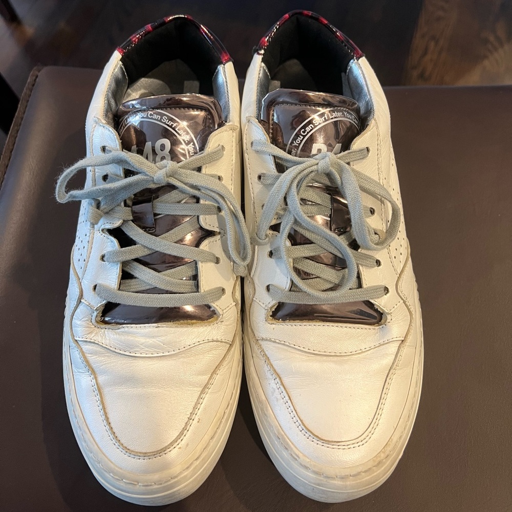 P448 Bali Style Sneakers. US size 9 women’s